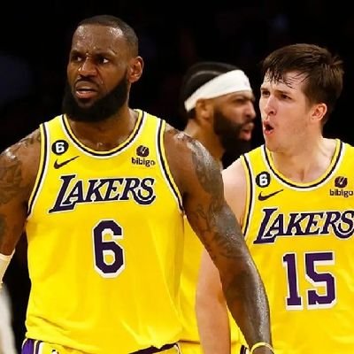 Perfil pra falar de NBA,  NFL, futebol e principalmente dos Lakers