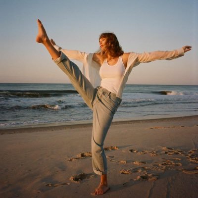 snapeisahero's profile picture. I love Taylor Swift and Harry Potter, and I love making new friends!