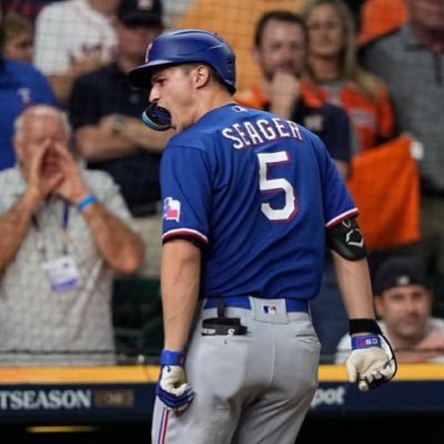 carsonsmith881's profile picture. 