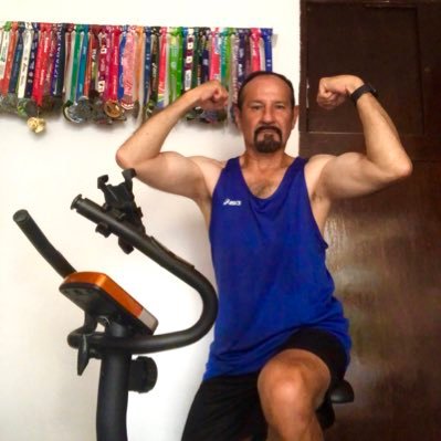 @CorrerEsVida 🏃♂️Orgullosamente Politécnico Básquetbol🏀mi otra pasión🦅La Gente Chingona No está Chingando le está chingando