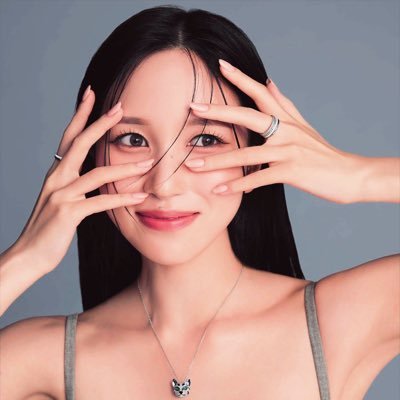 girlstar_MBb Profile Picture