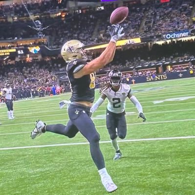 shortgloo's profile picture. Open up the props machine