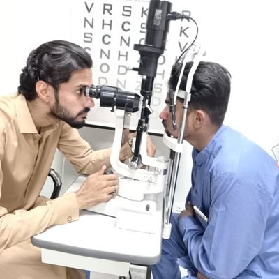 Consultant Optometrist 👀 || Eye physician || You can Dm me On insta as well here for assistance of eyes issue. 📎 https://t.co/FenjkWvnGb