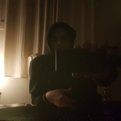 TU04590's profile picture. ☕💻 ،