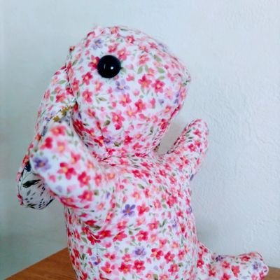 keroron_yat's profile picture. ゲーム機メーカー勤務 → 専業主婦（10余年）→ 会計事務所パート→社労士事務所にて勤務社労士（R3年合格）/
資格を活かして人の役に立てる仕事をしていきたい/
簿記2級・ITパスポート・VBA・DCプランナー1級/
子供3人。だいぶ大きくなってきたので、私は私の人生を生きなければ。