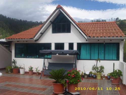 EL mejor Hostal en la ciudad de Quito, aceptamos pagos con tarjetas  de crédito. Whatsaap: 00593983824981