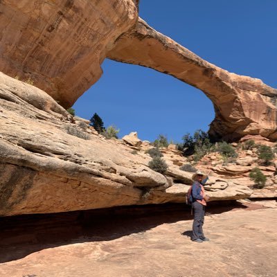 Roller12J's profile picture. Geologist, painter, traveler, importer.