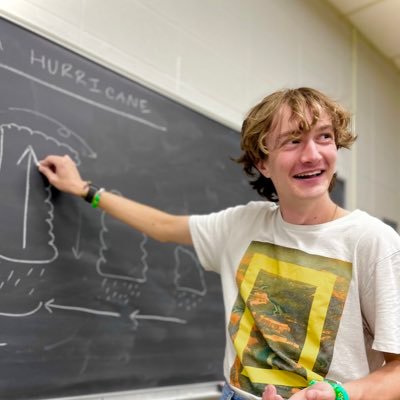 (they/them) Weather Geek & Meteorology Student at Mississippi State. Environmental advocate.