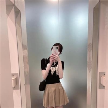 Miki42375479647's profile picture. DVで鬱→仮想通貨でドン底から下克上💞IT3社を経営✨資産50億以上。困っている人を助けたくてお金配りをやってます！。すぐ支援金受け取りたい人はこちら➡️https://t.co/BrJTTcOQY4