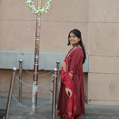 RadhaKu02325771's profile picture. ..simplicity..