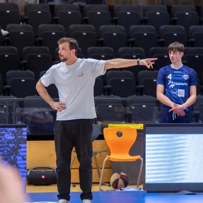 Entrenador de baloncesto #Norrköping Dolphins 🇸🇪, #GEZIRA sporting club 🇪🇬, #CSE Landstede Hammers 🇳🇱assistant coach BNXT league and ENBL European comp.