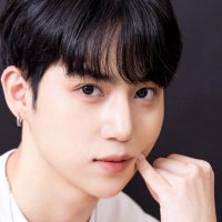 모 (@mo1o3o) 's Twitter Profile