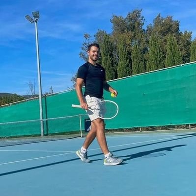 Toulon📍
Vosges 🌲 
Player and tennis umpire🎾               
Twitch: https://t.co/g5gwhodlK9