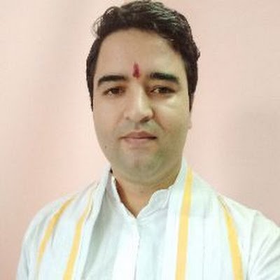 vedicsunny's profile picture. केवलं संस्कृतप्रचारार्थमत्र ।