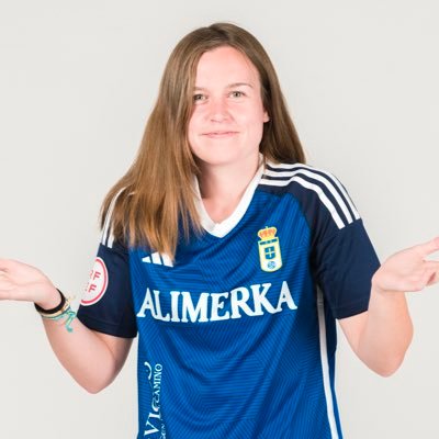 Jugadora del Real Oviedo Femenino ⚽. Maestra Educación Primaria 📚. Educación Física // Llingua Asturiana