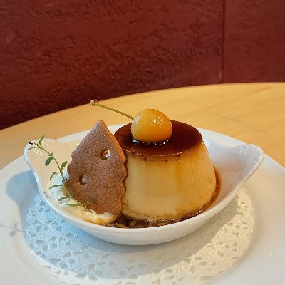 中央線の車窓から見える🍫チョコレート色の劇場「座・高円寺」2階のカフェ🕒毎日(11:30〜19:00)営業🚃高円寺駅徒歩5分🍮🍰自家製スイーツ🍝すぎなみやさいパスタ(水〜金)🍞サンドウィッチ(月)🥢美味しいお米の日(火)🍛カレー ゆったり空間ですのでベビーカーや車椅子もそのままどうぞ。