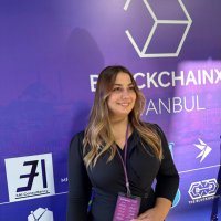 Arife (@sahinarifee) 's Twitter Profile