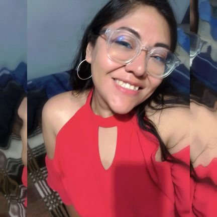 Mangieslopez's profile picture. ♥

Vivo, dejo vivir y espero lo mismo.