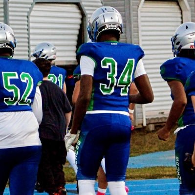 Forest park high school 🏀 | 6°3 foward |🏈2026 TE/ DE 225lbs |Email: ernestyawakese@gmail.com