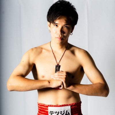 #Professionalkickboxer #NKB日本キックボクシング連盟 #14戦5勝7敗2分1KO