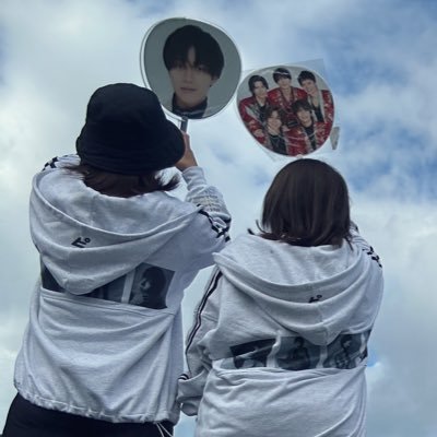 iLYs兼ティアラです!廉寄りの箱推し☺︎でも結局は6人が大好きです☺︎♡Number_i💜岸優太激寄りの、神紫耀推!です☺︎笑。岸県在中30over→2boysのママです‼︎✴︎よろしくお願いします♡ King & Prince・Number_i・club9です♡無言フォロー失礼します
