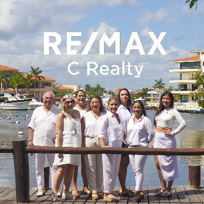 Real Estate Broker, REMAX affiliate, with over 20 years of experience in residential and commercial properties across the Riviera Maya, México.
