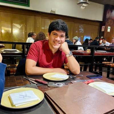 joselui73242586's profile picture. 