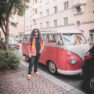 akshitdhumal's profile picture. Whatever you do, don’t be another brick in the wall!