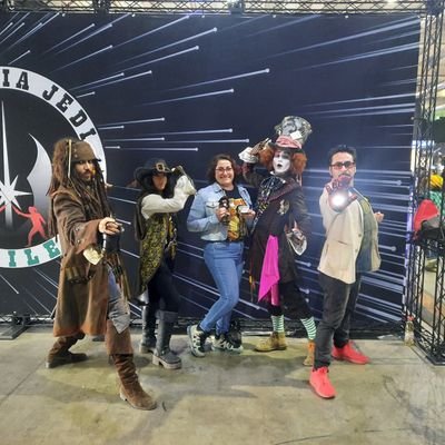 Ladeauno's profile picture. Funcionaria del Estado y no del Gobierno de turno, ochentera de ❤, Star Wars mi película del alma.