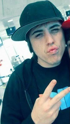 Fc feito para o Divo @himynameisdh se vc gosta desse divo esse eh seu lugar!!!
entao mete follow