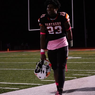 6’3| 230 lbs | DE/TE | 25’ |PA All-State All-State Eastern |31 inch vert| HS 9 1/4 WS 76 3/4 inch l16 sacks|#23| Central York high school | NCAA ID: 2401189486