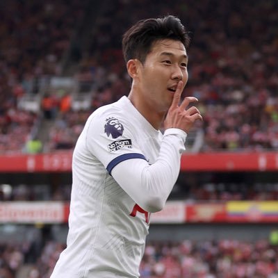 UK Card Collector. Collectā½ļøšā¾ļø PC - Tom Brady,Heung Min Son, CR7, Jude Bellingham!Season Ticket Holder at Tottenham! https://t.co/qjcWhixvEe