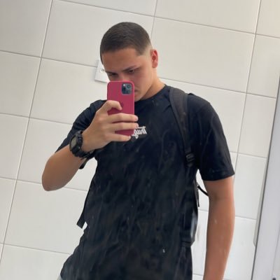 fpp2_'s profile picture. 20 anos, Acadêmico de Enfermagem