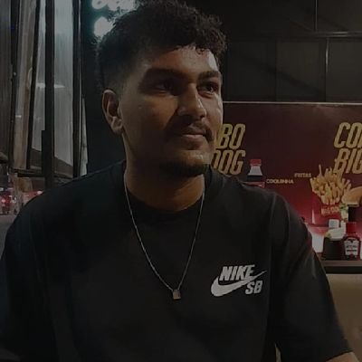 Luckezera's profile picture. 