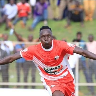 Professional football player at @kitarafchoima club and the @Ugandacranes
Record goalscorer @FUFABigleague climaxed 22 goals with @FcBooma 2022/23 season