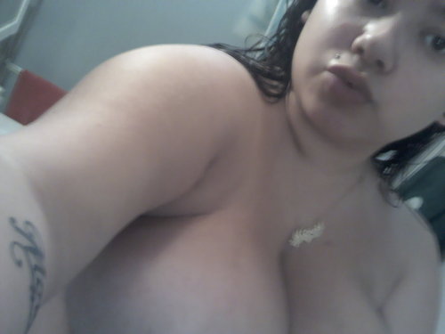 16;Single!;Sinqerr; sweet (: hmu #teamfreaky #teamBI #teamfollowback #teamToReal #warnin