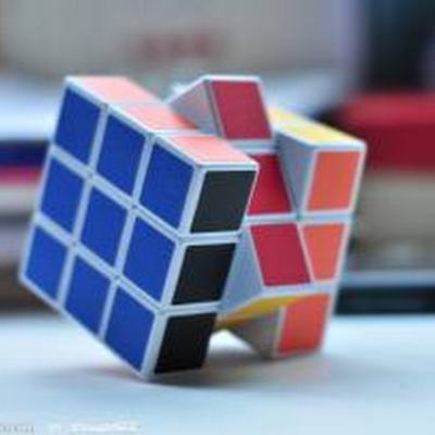 MagicCube557122's profile picture. 