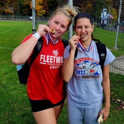 5’9🥏🪩🏀 | shot PR:31.6’ | discus 95.6’| Fleetwood Class of ’25 | Bloomsburg ‘29 | dm or email: heyitsaubs07@gmail.com |