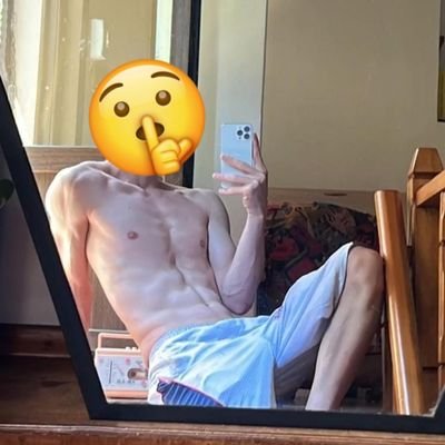 I do have a real white turkish dick —aktif - yaş 22 - 21 cm boy 1.91– ücret ve bilgi için dm