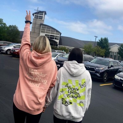 noisfalamomermo's profile picture. Little Russian women living in America are just here looking for