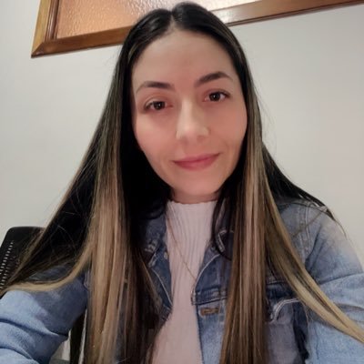 PaulaJaraPTA's profile picture. • Un día a la vez                                 • Educando corazones❣️