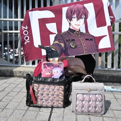 趣味、お取引アカ 25↑ 都内在住 【お願い】お手渡しイベント以外土日のみ /3日たってもご連絡付かない場合は再度ご連絡お願い致します/日中は仕事の為DM× 現地お取引以外はリットリンク必読【カフェ】【イベント】オトパ13.14