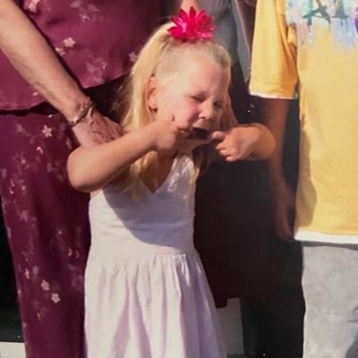 LoisStones's profile picture. hi :)