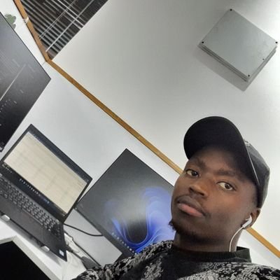 Software Engineer 🧑🏾‍💻 | 
Lifelong Student ✌🏽