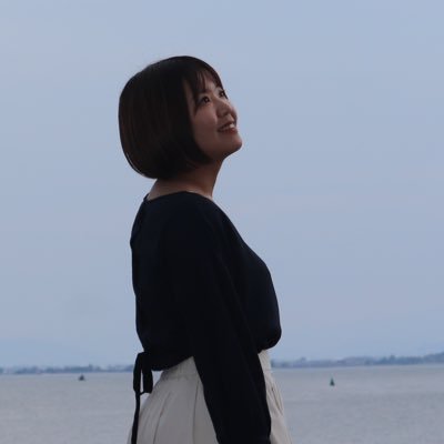 ピアノ弾き語りしてます。もえです。「もう愛はトゥモロウへ(@mouai_shiga)」から生まれたシンガーソングライター 心を揺さぶる音楽を…🌸 出演依頼、DMお願いします。2025/03/20ホールワンマン大成功💕580人以上の来場ありがとうございました!次は8/11(月・祝)モダンタイムスワンマン🌼