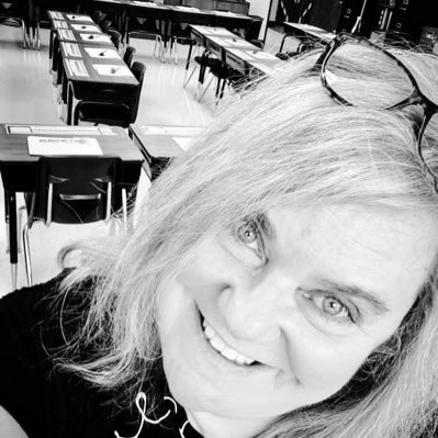 Fifth Grade Teacher 📚 Interior Designer 🛍 Photographer 📸
