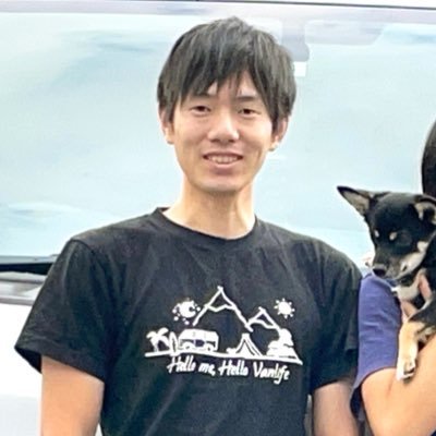 【想いをデザインに練り込む仕立て屋】 デザインスクールの講師も務めるWEBデザイナー兼キャンプインストラクター|公務員を退職直後に開業|50件以上の制作実績有り|真っ直ぐに伝えるデザインが得意|あなたの