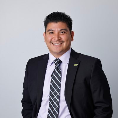 #Carrboro Town Council Member. First openly LGBTQ Latino elected in NC. Founder Posada Strategy Consulting.  🏳️‍🌈🇲🇽🇺🇸🚲🏘️🚌✊🏽