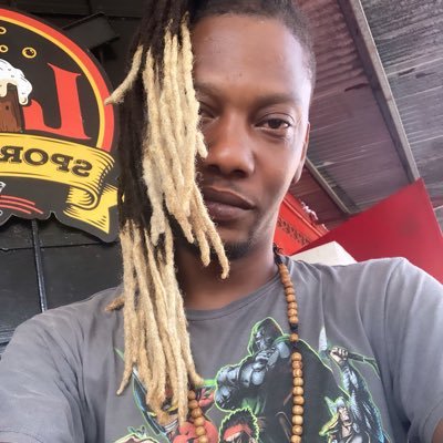 Dark_Tesla's profile picture. 