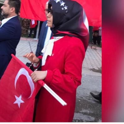 SEVDAMIZ TÜRKİYE 🇹🇷 Bir duruşu olmalı insanın; Bir bakışı, Bir anlayışı, Bir aşkı, Bir davası olmalı…2023🇹🇷Ak Parti İl Kadın Kolları Yönetimi